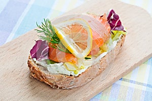 Sandwich with smoked salmon