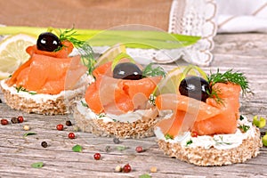 Sandwich with smoked salmon