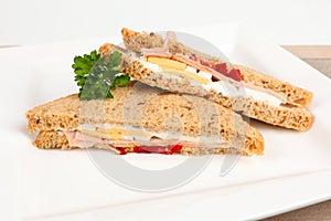 Sandwich wih Chicken and Egg