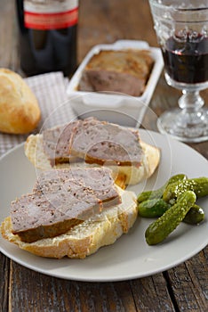 Sandwiches with terrine