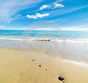 Sandy shore in Perdepera beach