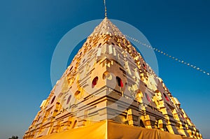 Sangkhla Buri temple