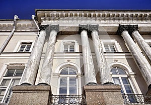 Sankt-Petersburg architecture historical building palace sunlight blue sky