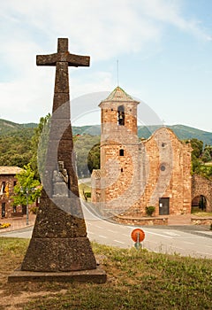 Sant Marti del Brull romanesque church and cross