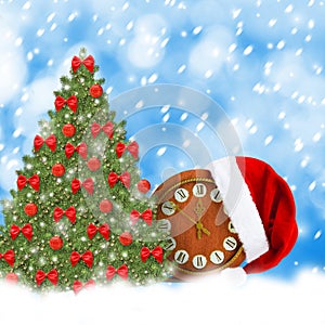 Santa Claus hat, clock and Christmas tree