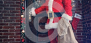 Santa Claus arrive in home photo