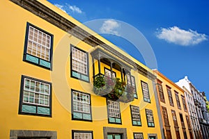 Santa Cruz de La Palma colonial house facades