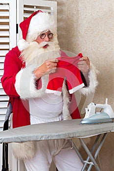 Santa with a laundry problem