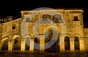 Santa Maria Cathedral at Night