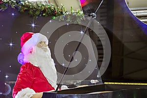 Santa playing the piano