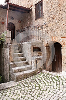 Santo Stefano di Sessanio is a pitoresque hill town in the province