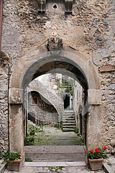 Santo Stefano di Sessanio is a pitoresque hill town in the province