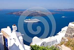 Santorini cruise liner