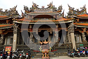 Sanxia Qingshui Zushi Temple with elaborate carvings and sculptures