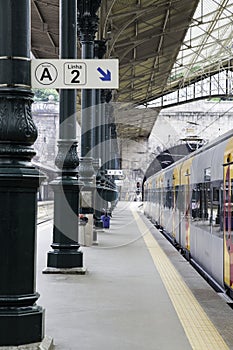 Sao Bento train station platform