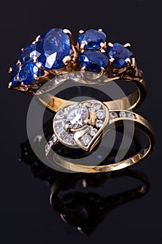 Sapphire gold ring and heart diamond ring