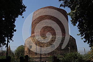 Sarnath Banaras historical travel gauttam Buddha Buddhist stupa