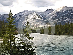 Saskatchewan River banff national park canada