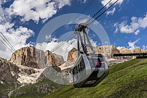 Sass Pordoi cableway