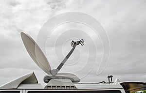 Satellite Dish on Mobile DSNG