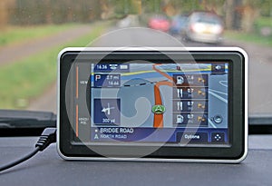 Satellite navigation device