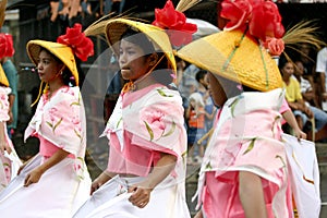 Saulug de Tanjay Dancers