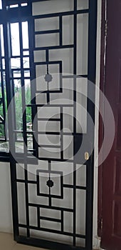 Savety metal door motife
