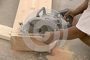 Sawing joist