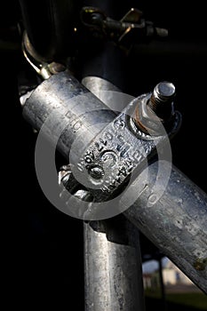 Scaffold pole connection