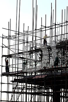 The scaffolds and workers