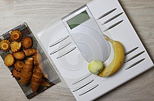 Scales calories pastry weight