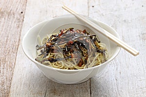 Scallion oil noodles, Chinese Shanghai food photo