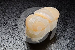 Scallop sushi