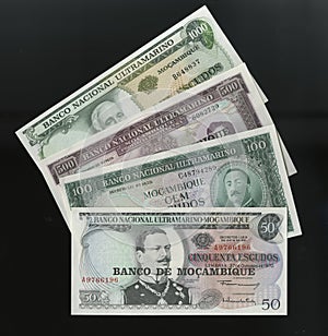 Scanarray four banknotes of 50,100, 500 and 1000 Escudos Central Bank of Mozambique