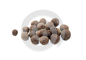 Scattered dried allspice