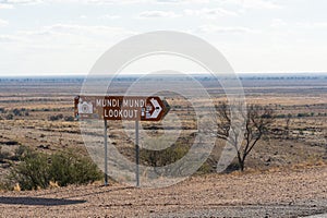 Scenery at the Mundi Mundi lookout near Silverton