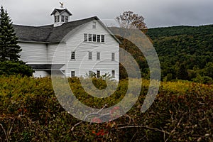 Scenic Autumn View of Barn - Appalachian Mountains - New York