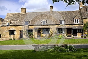 Scenic Cotswolds - Broadway photo