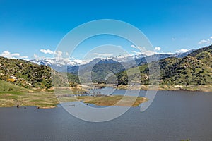 scenic lake Kaweah in three rivers at the entrance of Sequoia national park