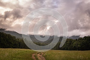 Scenic Trail to the Great Smoky Mountains