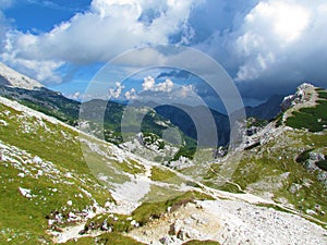 Scenic view of an alpine landscape on the path to Planika