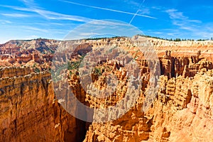 Scenic view of beautiful red rock hoodoos and the Amphitheater from Sunset Point, Bryce Canyon National Park, Utah, United States