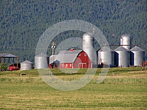 Scenic view of an Oregon ranch.