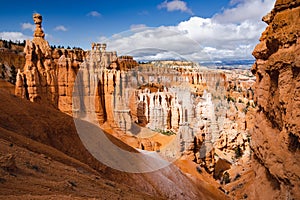 Scenic view of stunning red sandstone hoodoos in Bryce Canyon National Park in Utah, USA