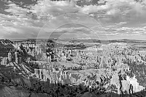 Scenic view to the hoodoos in the Bryce Canyon national Park, Utah