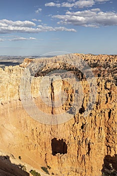 Scenic view to the hoodoos in the Bryce Canyon national Park, Utah