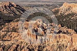 Scenic view to the hoodoos in the Bryce Canyon national Park, Utah