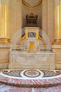 scenographic element in the galleries of the main building of the invalids in Paris.