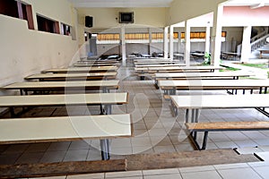 SCHOOL CANTINE TABLE