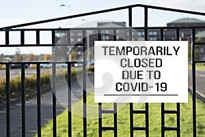 School closed sign due to Coronavirus Covid-19